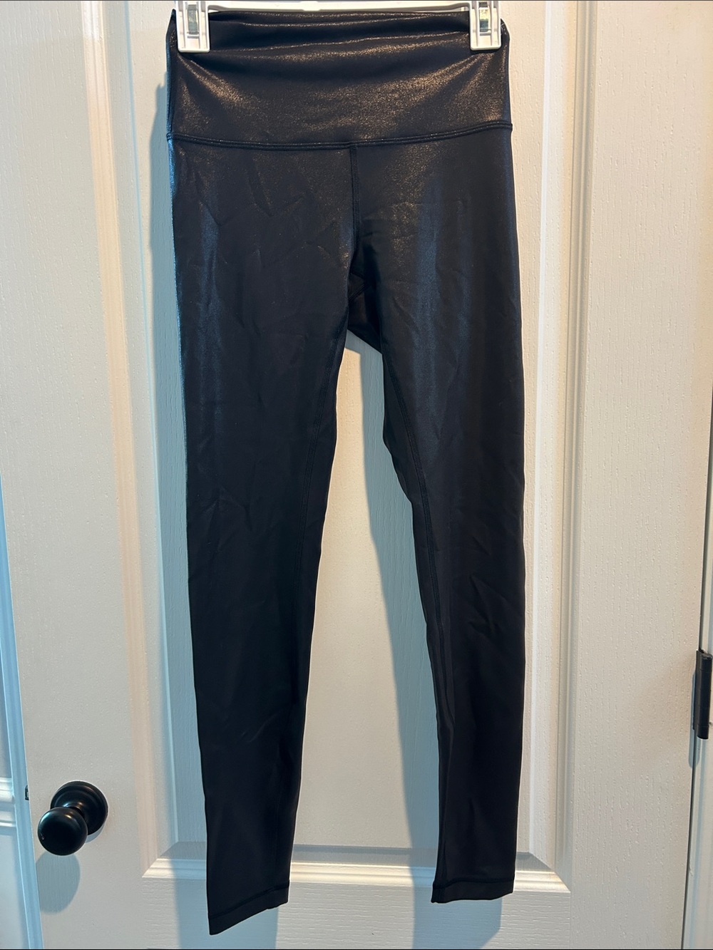 Lululemon Black Leggings - glossy with drawstring